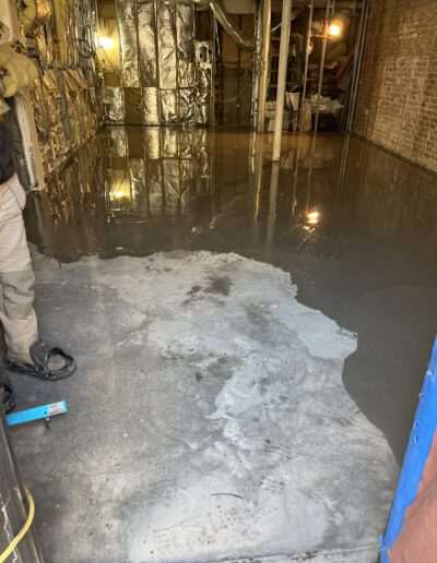 A room with polishing work on the floor